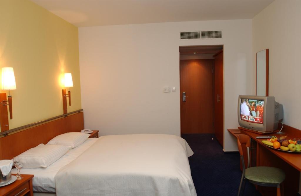 Hotel Veritas Будапешт Номер фото